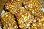 Thơm giòn kẹo lạc xứ Lạng