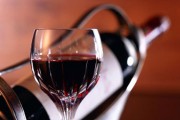 Những lợi ích tuyệt vời của rượu nho đối với phụ nữ