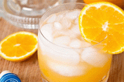 Tự pha chế cocktail Vitamin C cho ngày cuối tuần