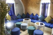 Khám phá cafe "belly dance" ở Sài Gòn