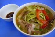 Độc đáo bún chửi Ngô Sĩ Liên