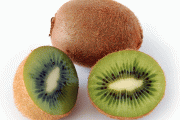 Chăm sóc và tránh mụn cho da mùa hanh khô bằng trái cây