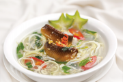 Canh lươn nấu bắp chuối hột