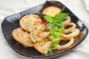 Haemul-pajeon: Bánh kếp hành hải sản