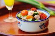 Salad tôm sắc màu