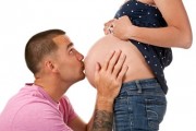 Chế độ ăn uống cho vợ chồng muốn có em bé