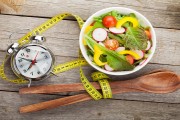 Nhịn ăn đột ngột để giảm cân, điều gì sẽ xảy ra?