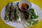 Gỏi cuốn ốc đắng, món ngon đồng bằng miền Tây