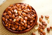 7 loại hạt tốt cho sức khỏe dễ tìm mua trên đường du lịch