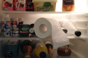 Thử đặt cuộn giấy vệ sinh vào tủ lạnh, bạn sẽ phải bất ngờ với kết quả thu được