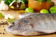 Mẹo giữ cá tươi lâu không cần tủ lạnh 