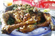 Lượn đèo Le ăn gà tre Quảng Nam