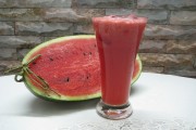 Giải nhiệt mùa hè với nước ép trái cây 
