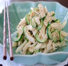 Salad gà vừa dễ làm vừa ngon