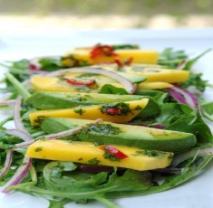 Salad xoài chua ngọt