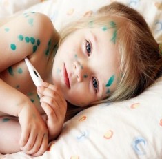 Bài thuốc chữa thủy đậu tận gốc cho con bằng lá dâu tằm