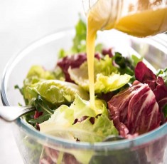 Các loại nước sốt salad tuyệt ngon không quá 4 nguyên liệu cho phái đẹp