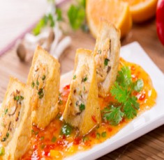 Đậu hũ nhồi nấm xốt cam