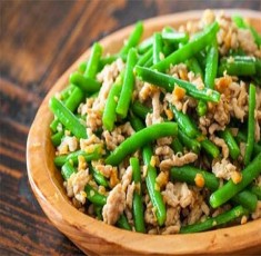 Đậu đũa xào tôm thịt