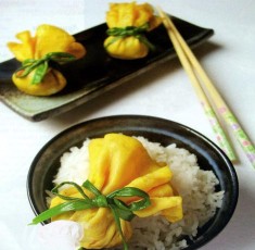 Trứng gói nhân ngũ vị