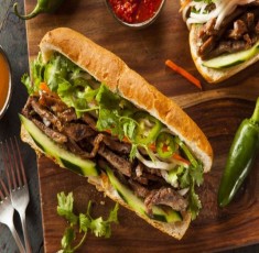 TỰ HÀO bánh mỳ Việt Nam lọt top 10 món sandwich hấp dẫn nhất thế giới