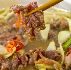 Hướng dẫn cách làm Thịt bò sốt me ngon như nhà hàng