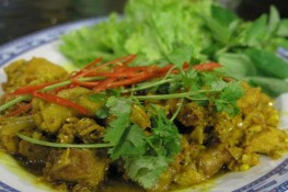 Gà Kho Sả