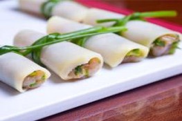 Măng Cuốn Thịt Gà Hấp