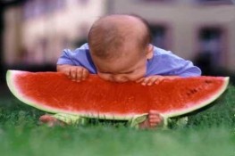 Làm giảm rôm sảy cho trẻ trong những ngày hè