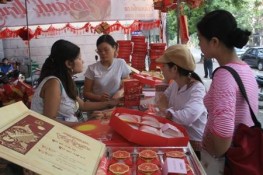 Mách bạn cách chọn mua bánh trung thu ngon