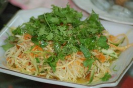 Những thực phẩm "biến chất" nếu để qua đêm