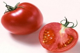 Mẹo nhỏ bóc vỏ cà chua 