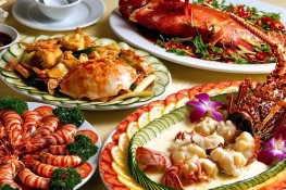 Hải sản tươi sống bổ hơn nấu chín?