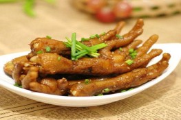 Món ngon từ chân gà!