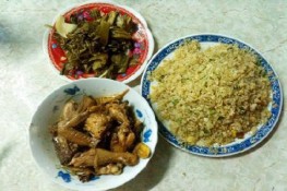 Đi chơi khuya nên ăn gì?
