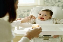 Thực phẩm đóng hộp: Có nên cho trẻ em ăn?