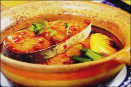 Cách làm món cá bông lau kho rượu vang đỏ