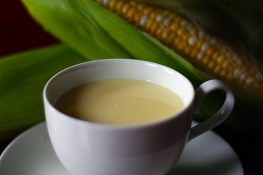 Đồ uống mùa hè: Sữa ngô