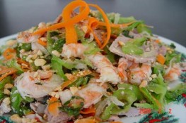 Nộm khổ qua, tôm, thịt: hấp dẫn bởi vị chua, ngọt, bùi...