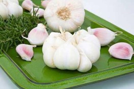 Ăn hành tỏi mọc mầm có độc không?