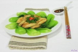 Hướng dẫn chế biến món cải thìa sốt thịt cua