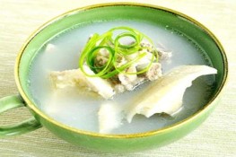 Món canh giữ lửa vợ chồng: Canh sườn cùi sầu riêng