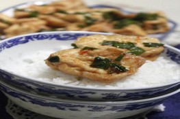 Cách làm món đậu tẩm hành thơm ngon