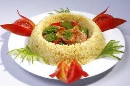 Tối nay ăn cơm Hoàng Hậu nhé