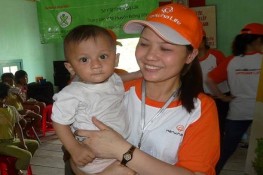 Từ thiện - Cháo dinh dưỡng cho trẻ em Tây Nguyên