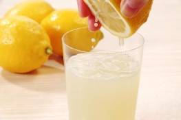 Trẻ em nên và không nên uống gì?