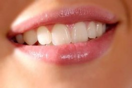 Để có đôi môi hồng không khó