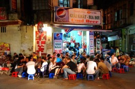 Những phố kinh doanh đồ uống "hái ra tiền"