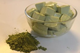 Các quán chè khúc bạch dùng gelatin Tàu hay Pháp?