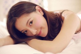 Cách làm dung dịch tẩy da chết cho làn da "khó tính"